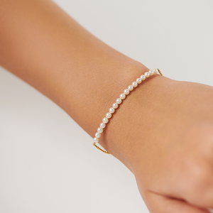 Curved Bar Bracelet